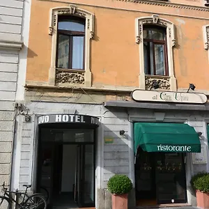 Hotel Nuovo, Mediolan