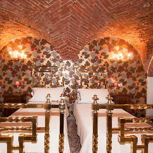 https://ca-monteggia.italymilanhotels.net